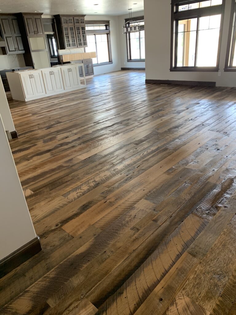 reclaimed. oak floor